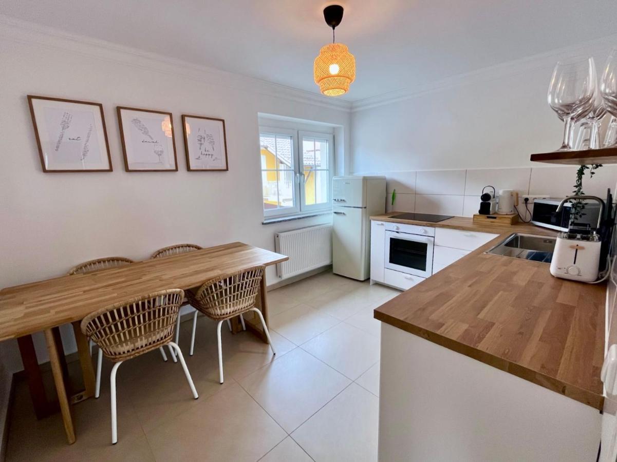 באד וויריסהופן Yuva Homes Am Kurpark - Social Media Apartment מראה חיצוני תמונה